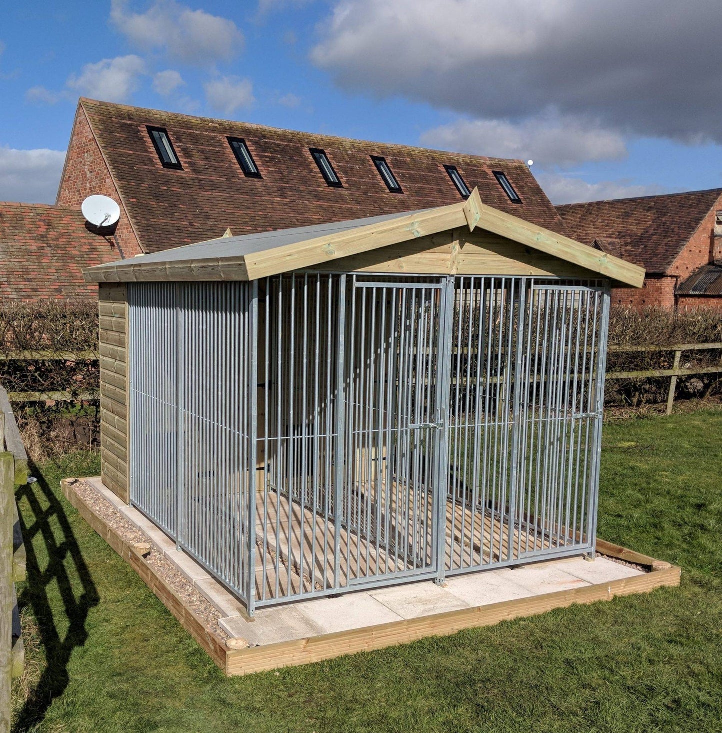 Benchmark Dog Kennel - Double 8 x 10ft, Premium Wood Range